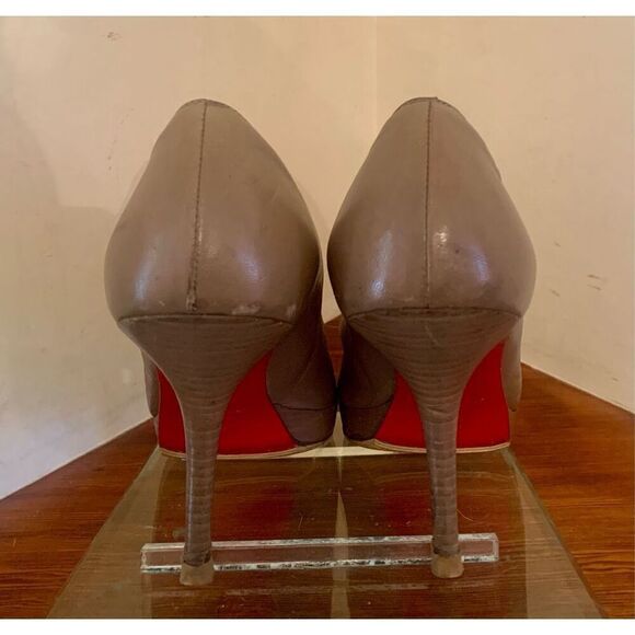 Christian Louboutin Womens Brown Leather Pumps Round Toe Platform Size 39 - Picture 4 of 11